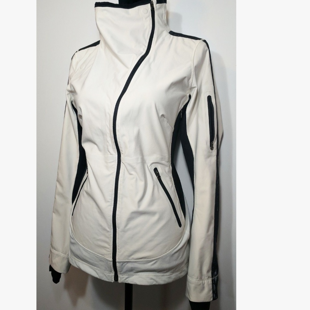 Lululemon draft dodger jacket size 8-10